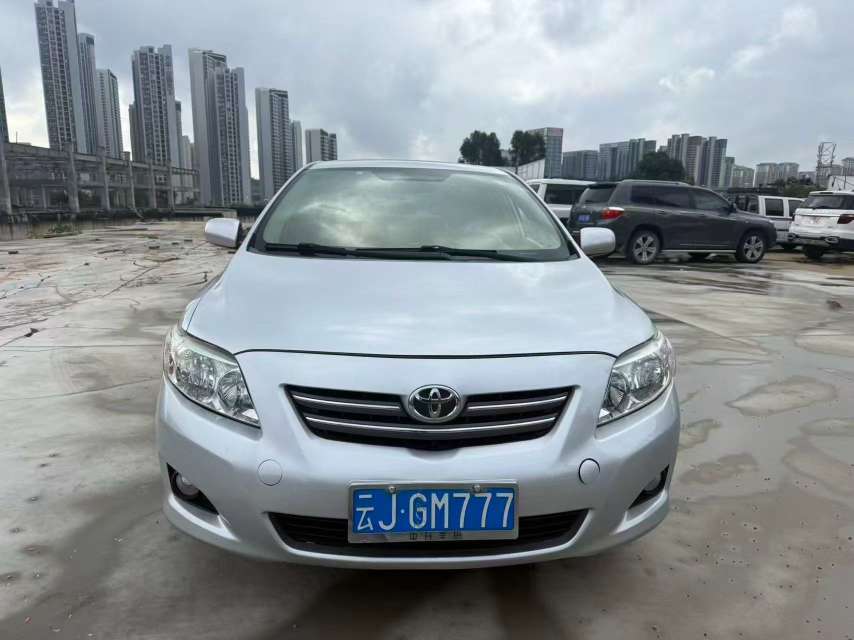 Toyota Corolla 1.8L Automatic Sunroof