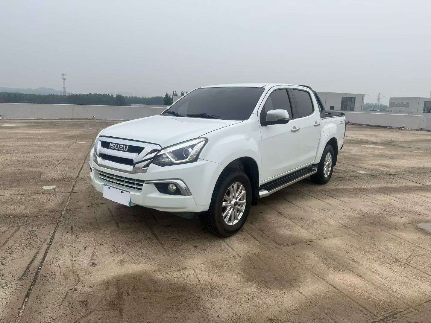 Isuzu D-MAX 1.9T Automatic Diesel 4WD Comfort Edition
