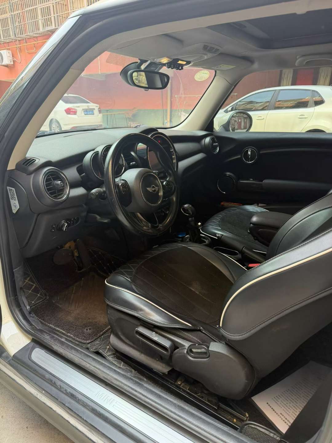 BMW MINI 1.2T Pioneer 3
