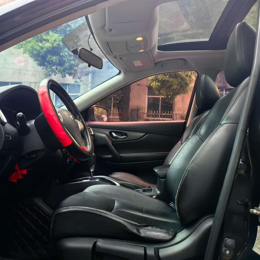 Nissan X-Trail 4