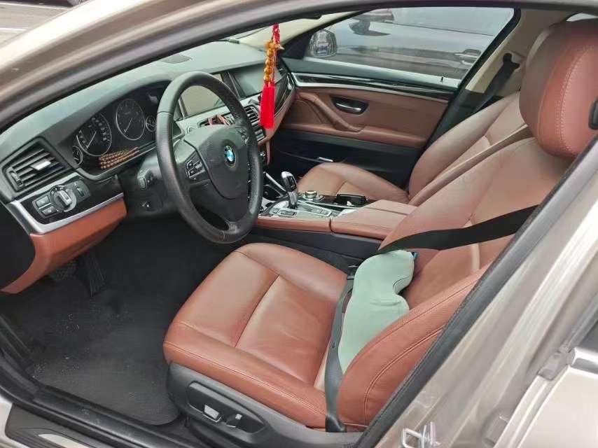 BMW 5 Series 2014 2.0T Automatic Sunroof Leading Edition 7