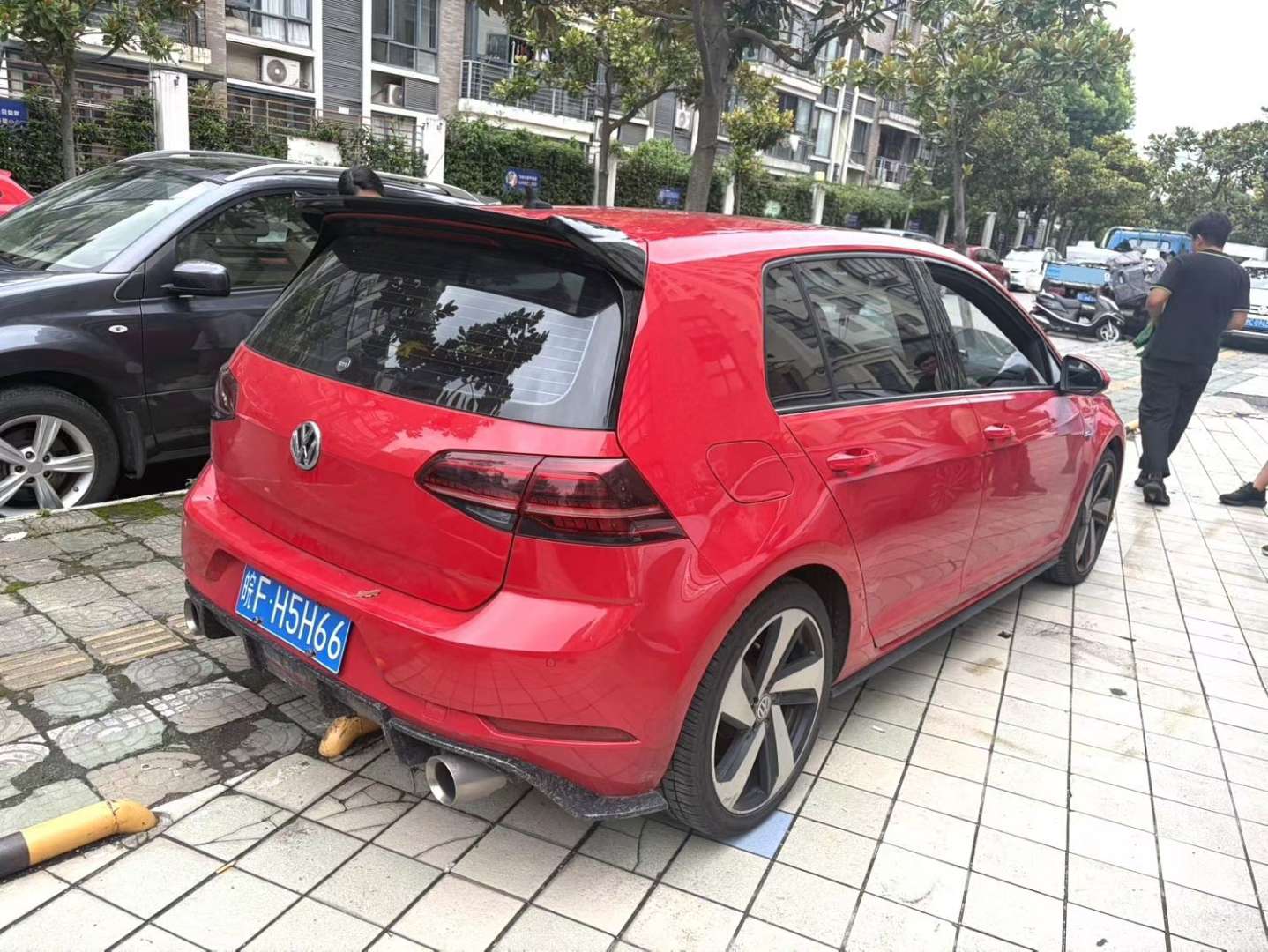 Volkswagen Golf 2.0 GTI 5