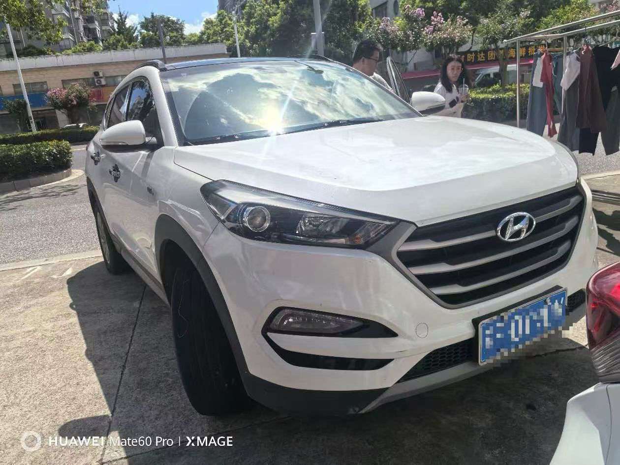 Hyundai Tucson 1.6T Automatic 4