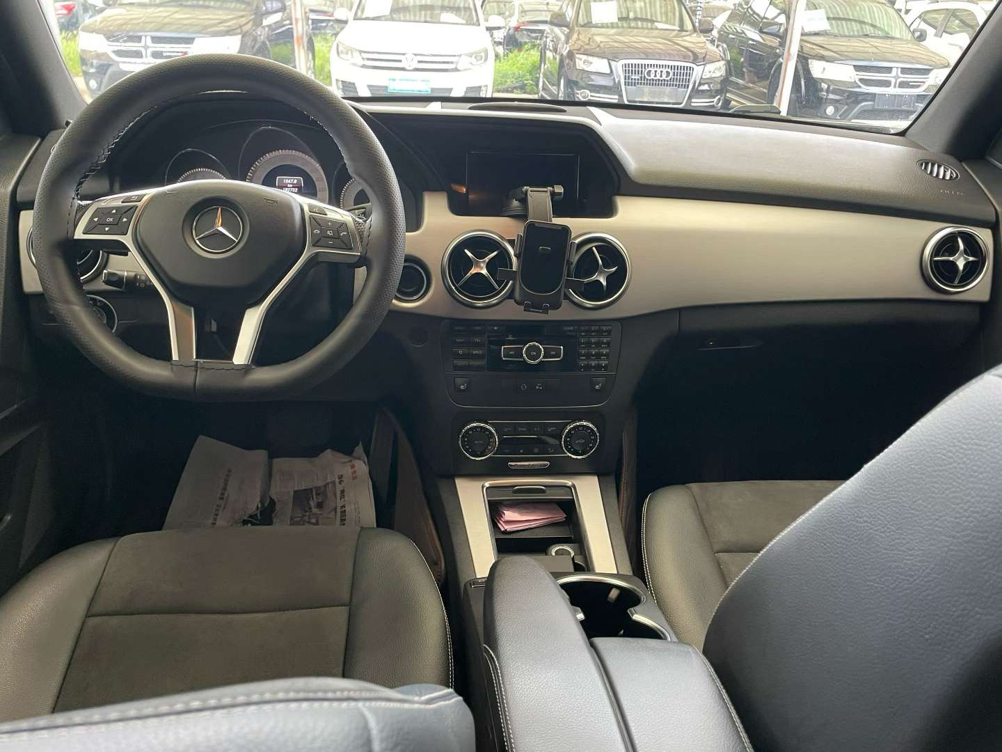 Mercedes-Benz GLK Class 4