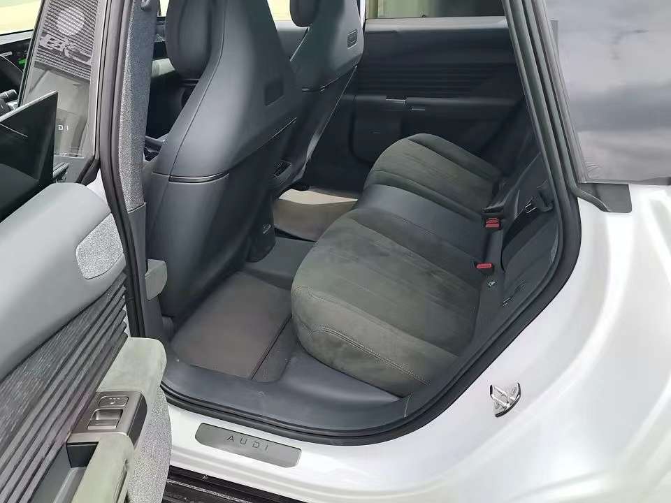 Audi E5 Sportback 2026 Flagship quattro 4