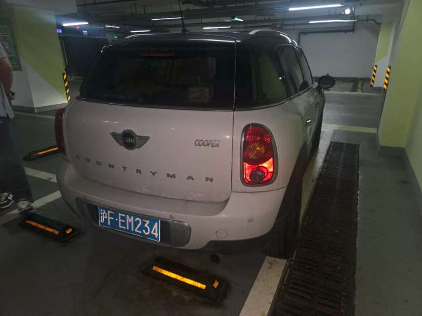 BMW MINI 1.6T AWD Fun 8
