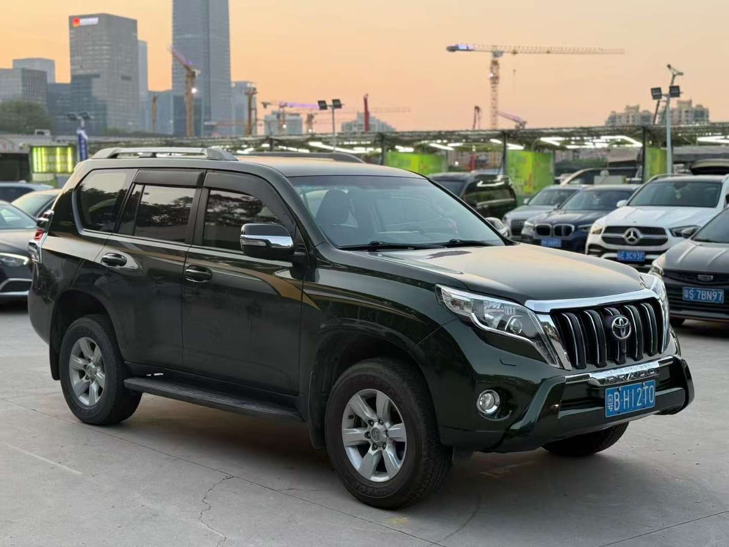 Toyota Prado 2.7TXL 7-Seater 2
