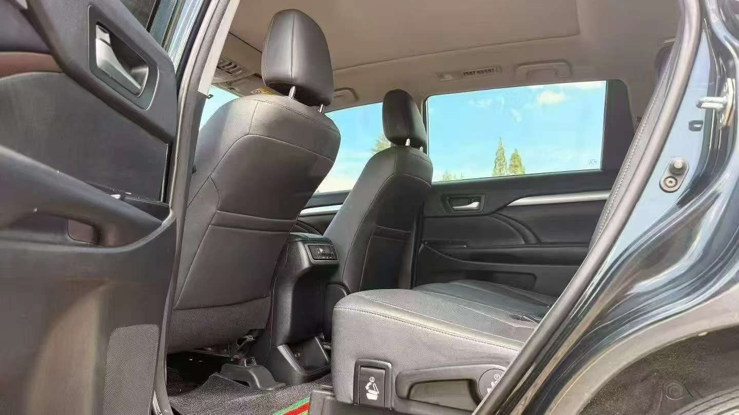 Toyota Highlander 2.0T AWD Luxury 7-Seater 4