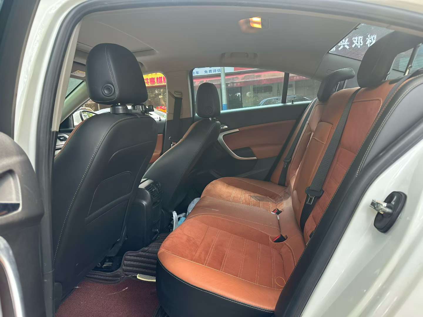 Buick Regal 2015 1.6T Automatic Sunroof 5