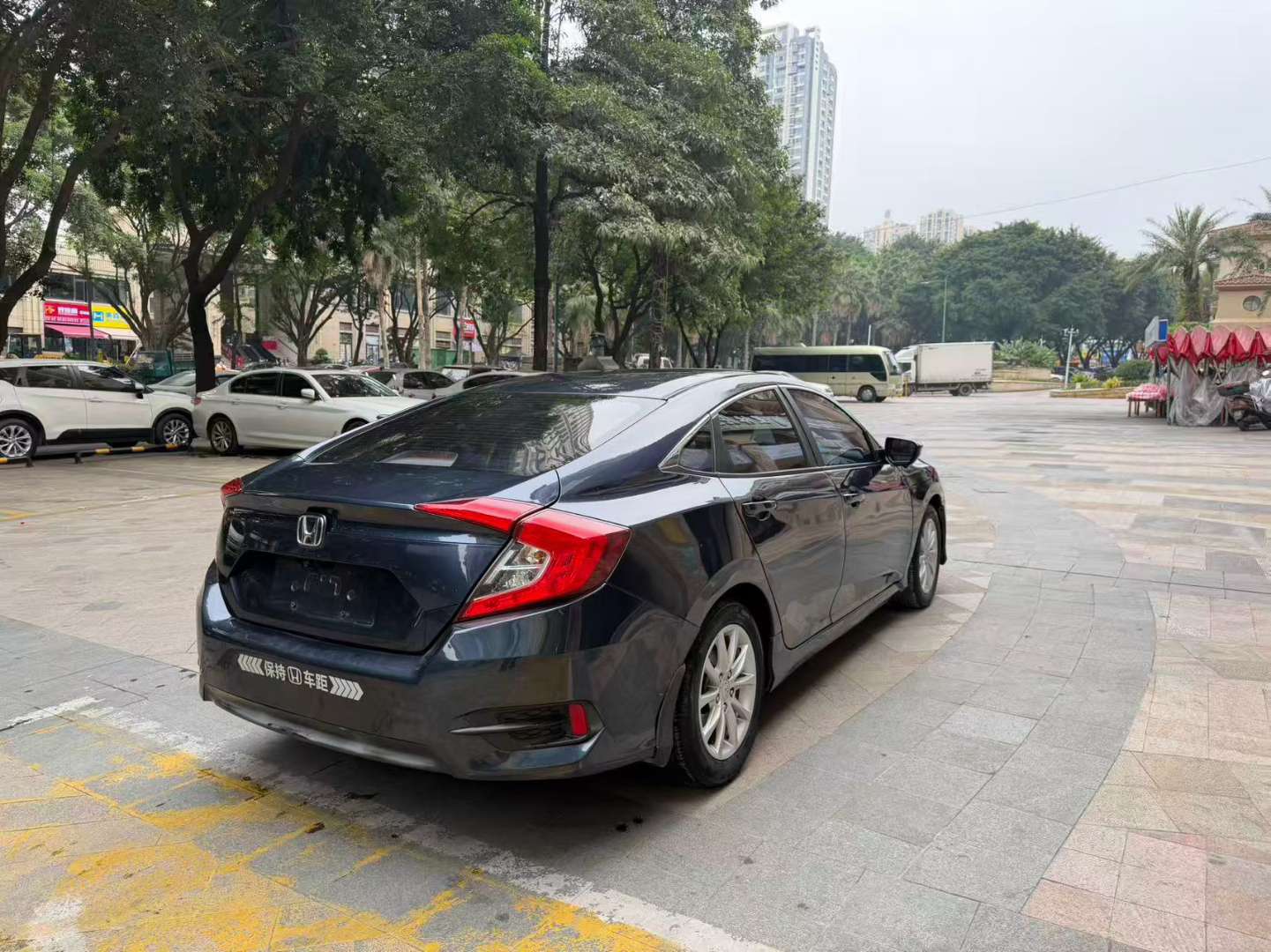 Honda Civic 1.0T Automatic Sunroof Comfort Edition 4