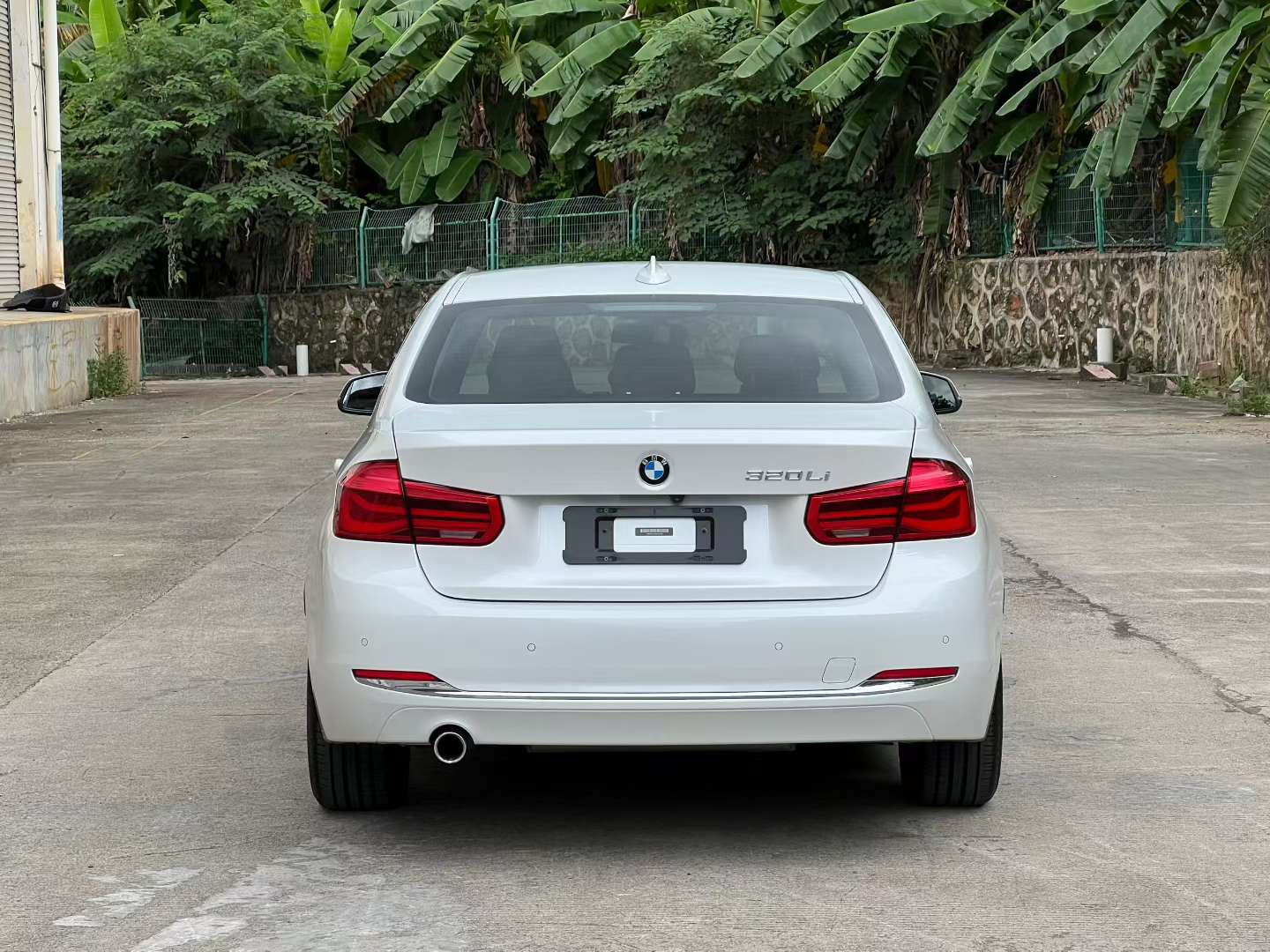 BMW 3 Series 2016 320Li Fashion 9