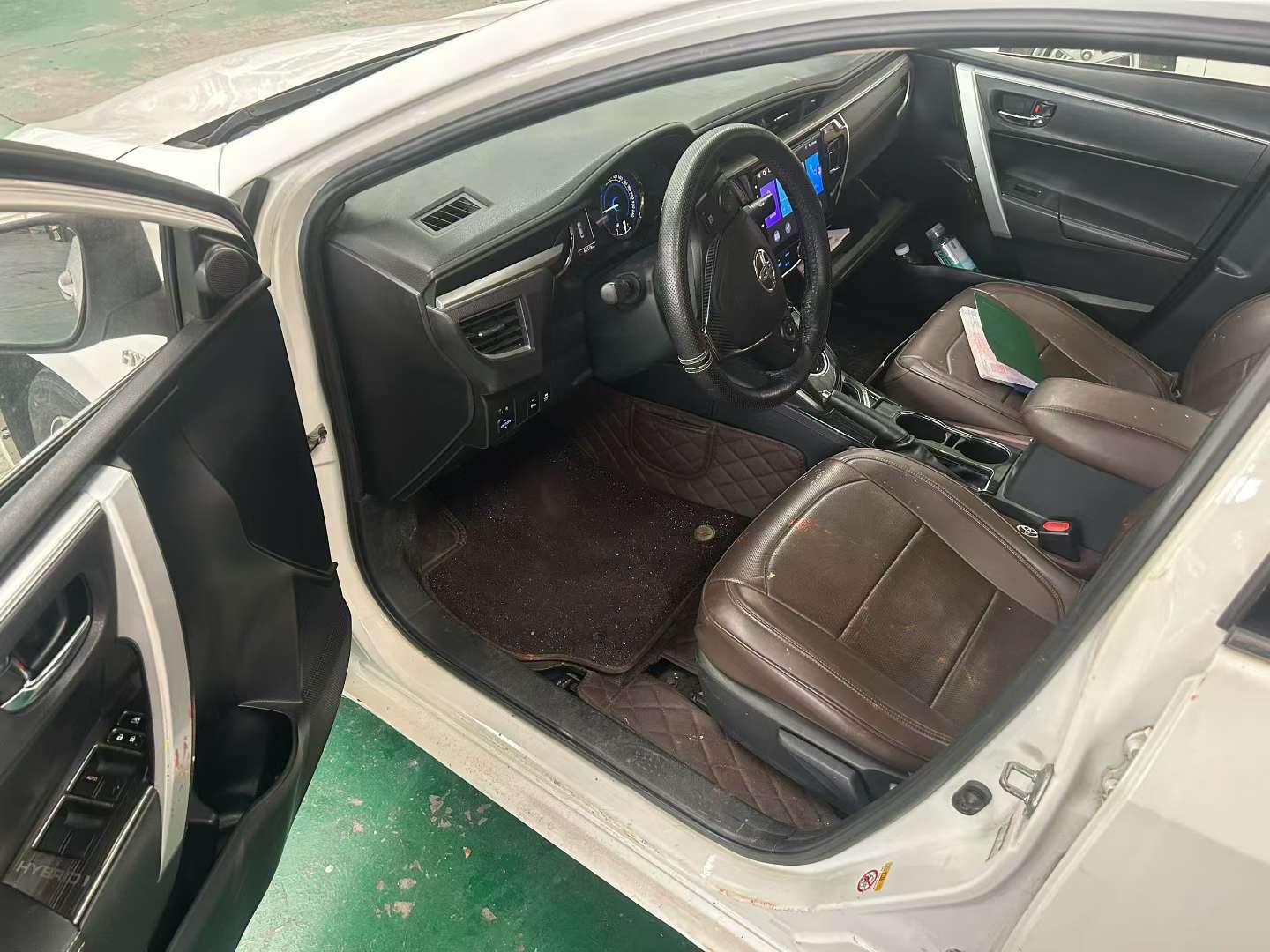 Toyota Corolla 1.8 Hybrid 4