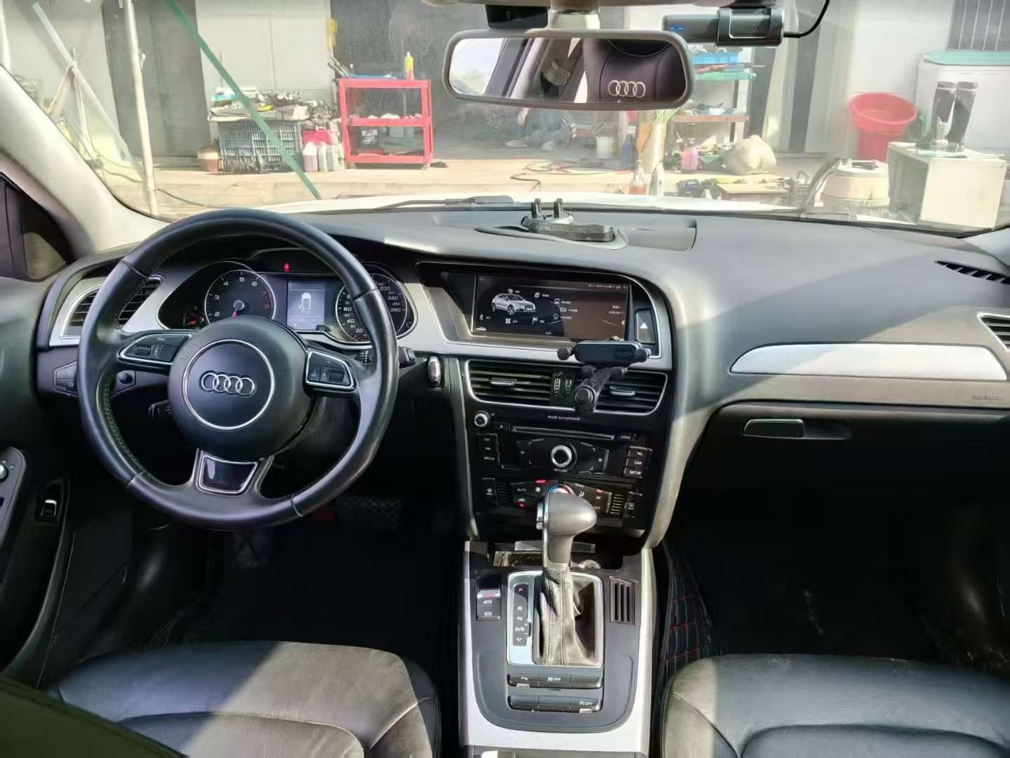 Audi A4L A4L Automatic Sunroof 3