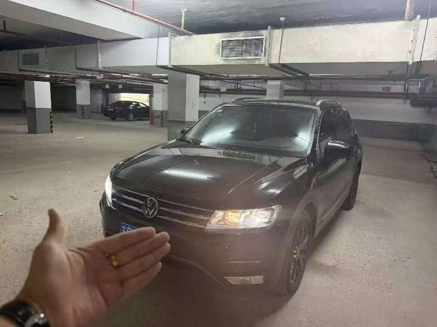 Volkswagen Tiguan L 2.0T 330 2WD Comfort
