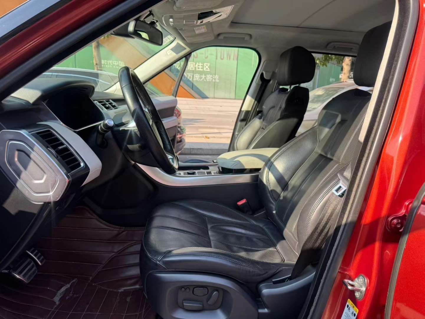 Land Rover Range Rover Sport 3.0T Chile Red Limited Edition Top Spec 5