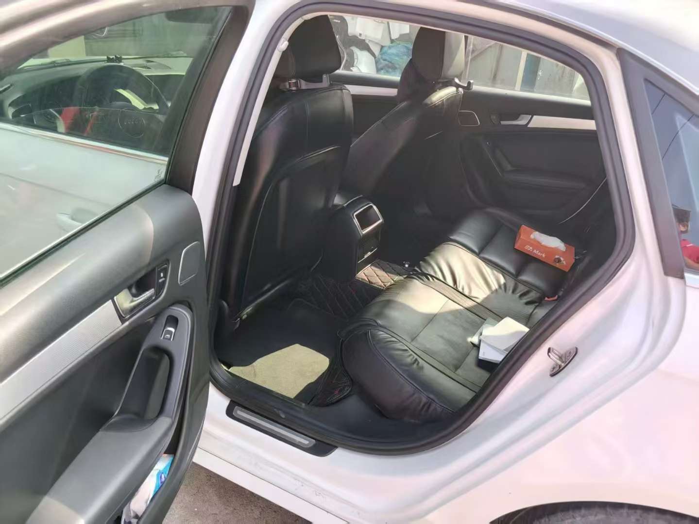 Audi A4L A4L Automatic Sunroof 4