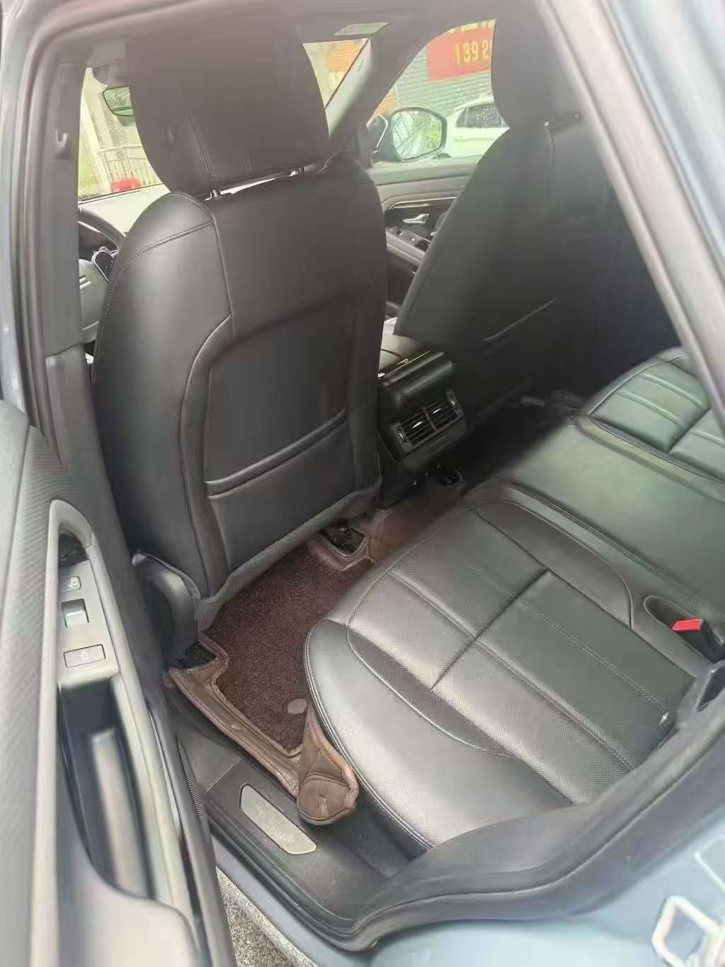 Land Rover Range Rover Evoque 3