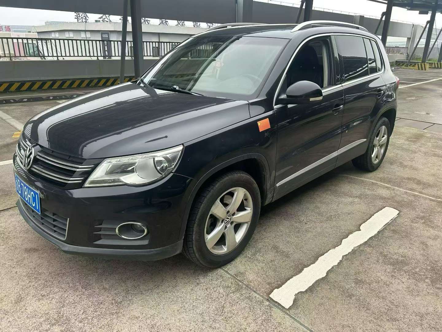 Volkswagen Tiguan 1.8T Automatic AWD 2