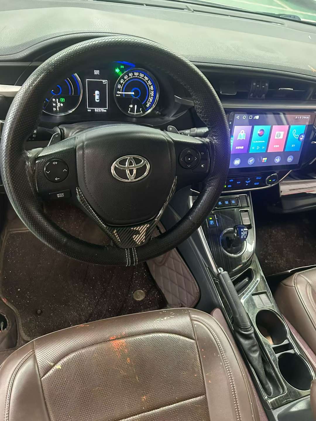 Toyota Corolla 1.8 Hybrid 5