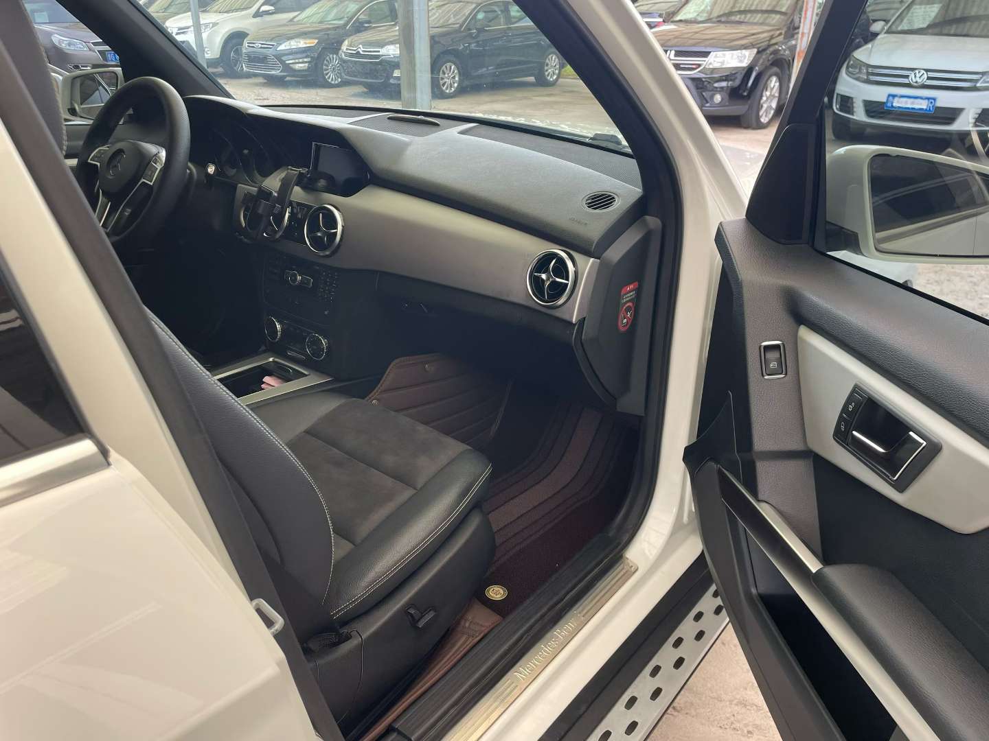 Mercedes-Benz GLK Class 5
