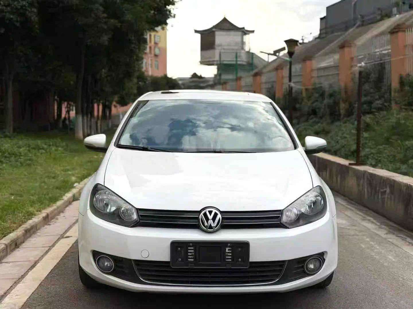 Volkswagen Golf 1.6L Automatic 3