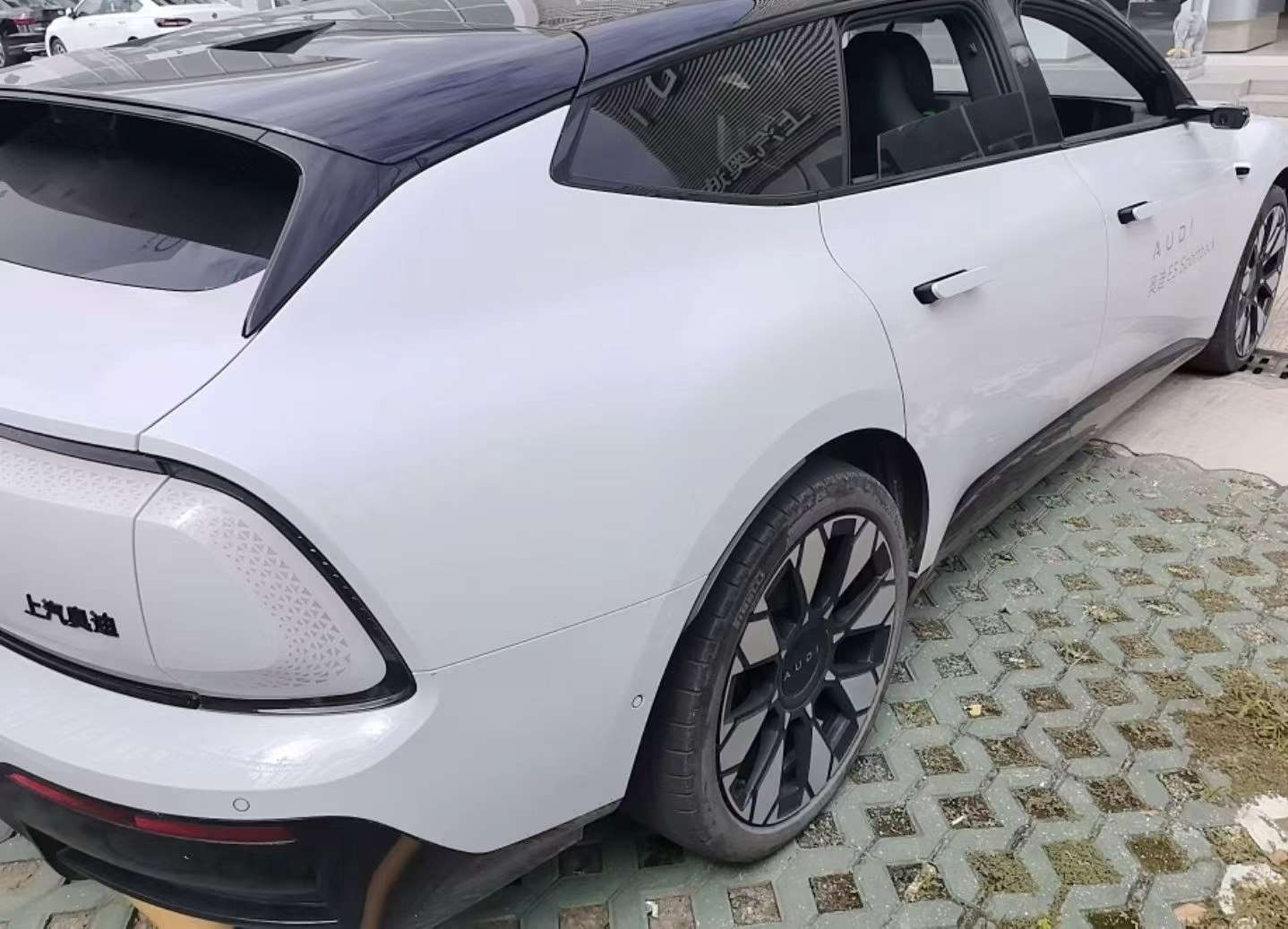Audi E5 Sportback 2026 Flagship quattro 2