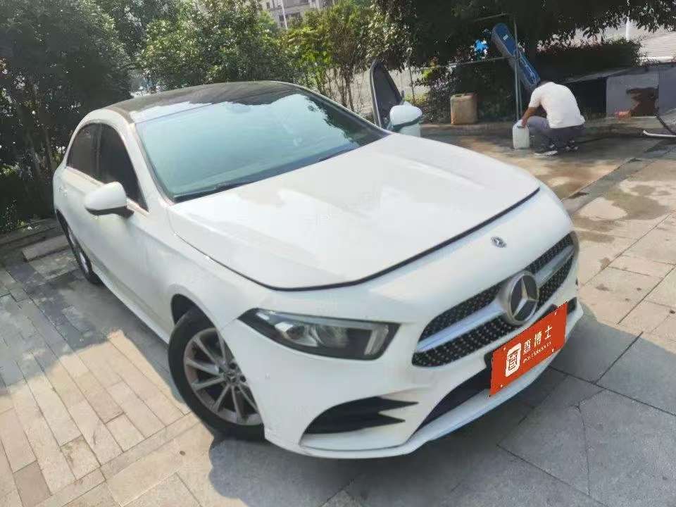 Mercedes-Benz A-Class 1.3T Sport Fashion Edition