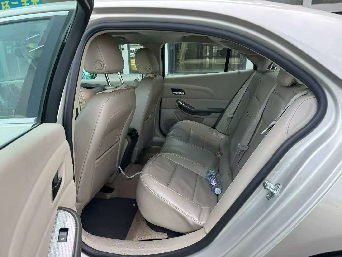 Chevrolet Malibu 2014 2.0L Automatic Sunroof Luxury 8