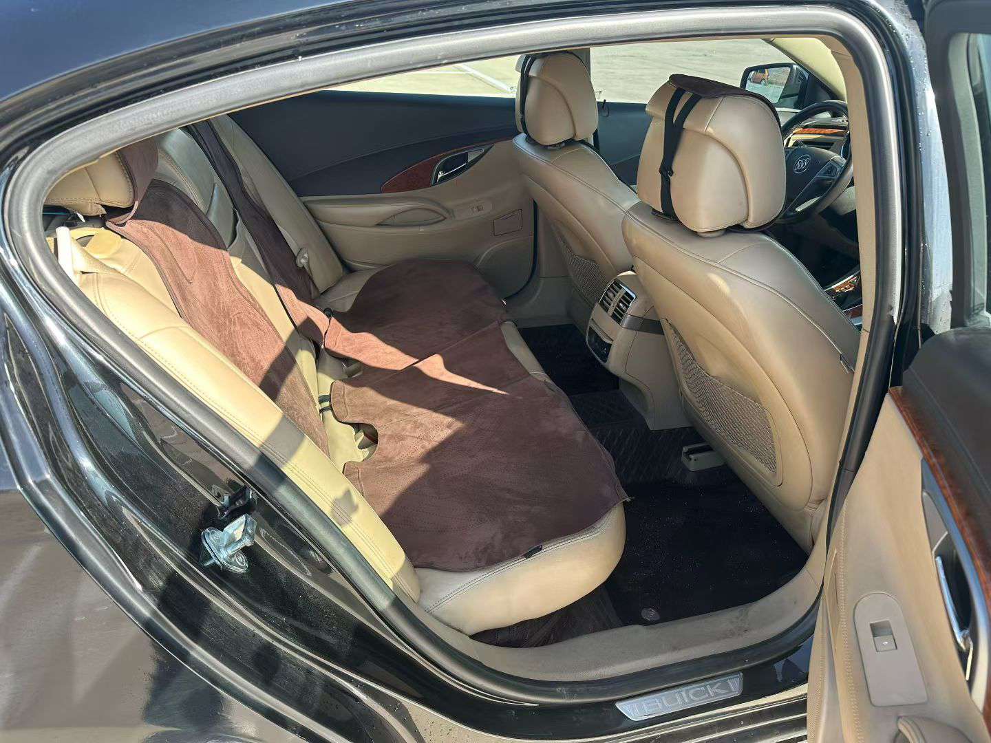 Buick LaCrosse 6