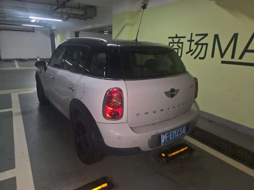 BMW MINI 1.6T AWD Fun 9