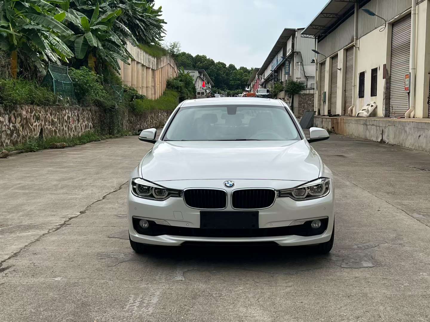 BMW 3 Series 2016 320Li Fashion 2