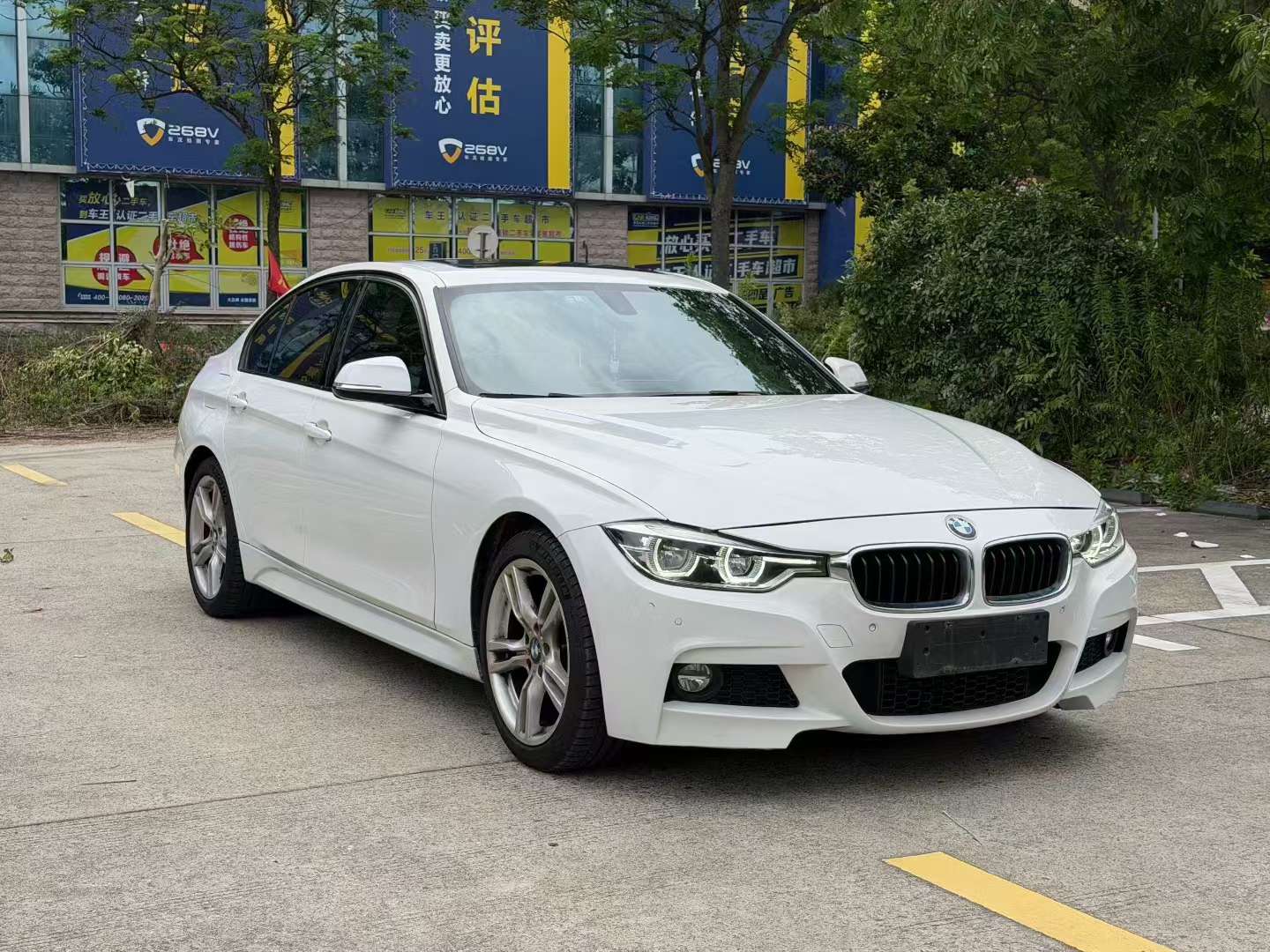 BMW 3 Series 320i M Sport 2