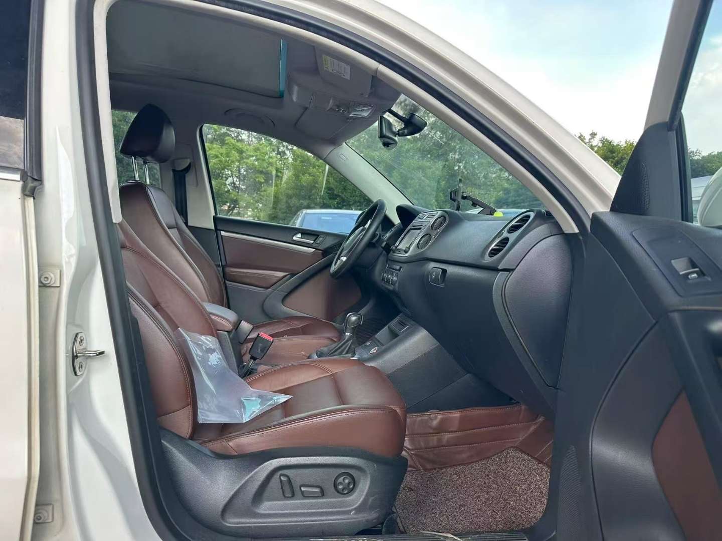 Volkswagen Tiguan 1.8TSI Automatic AWD Luxury 5