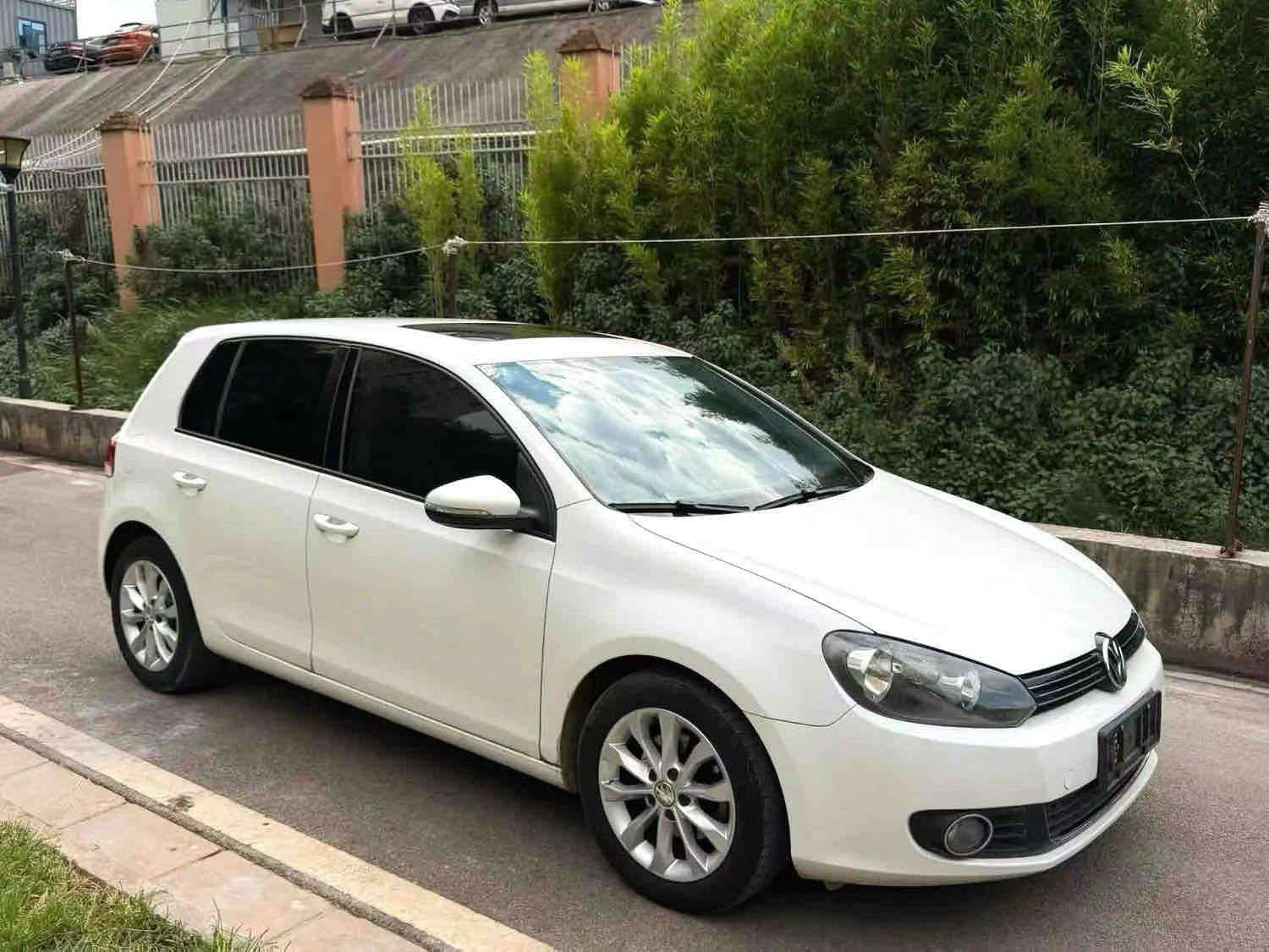 Volkswagen Golf 1.6L Automatic 2