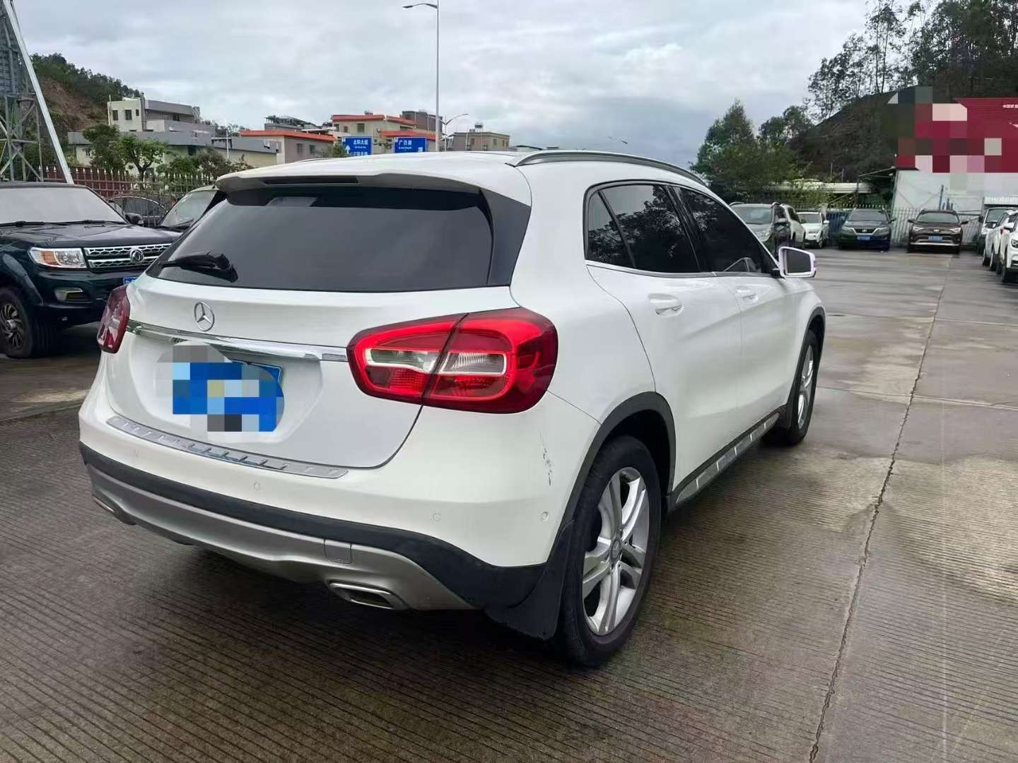 Mercedes-Benz GLA 1.6T Zhonggan Edition 3