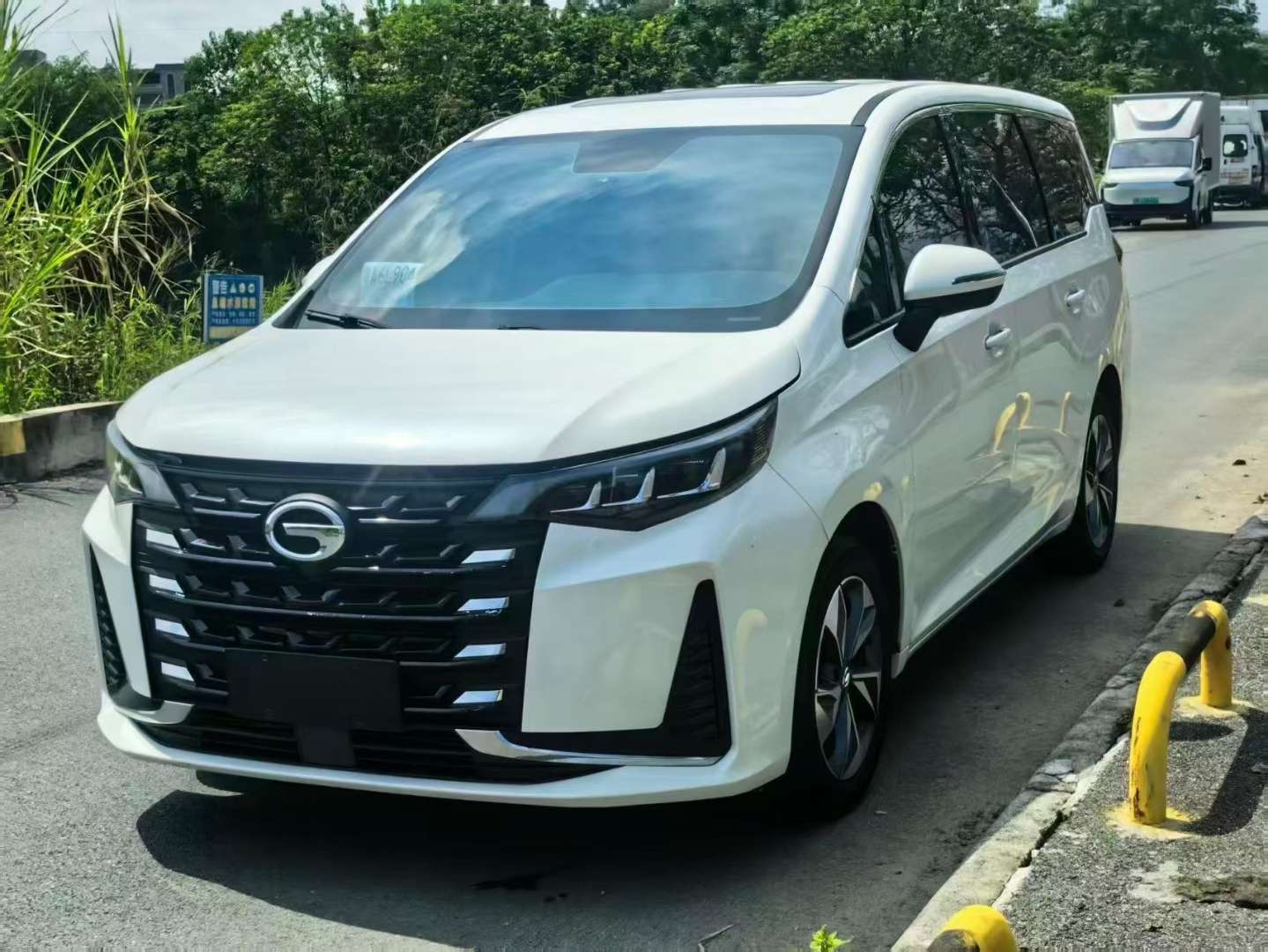 GAC Trumpchi M6 270 DCT Luxury Edition 7-Seater