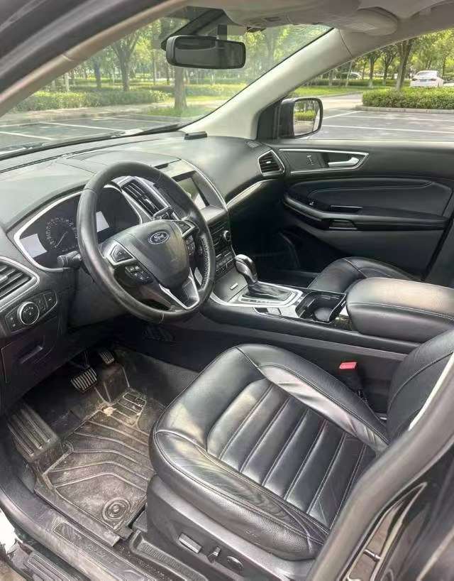Ford Edge 2.0T 245HP FWD Luxury 7