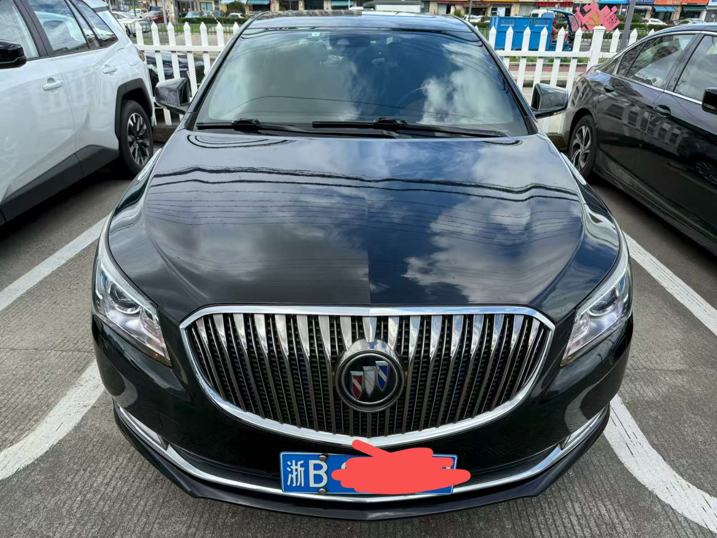 Buick LaCrosse 2.0T High Trim