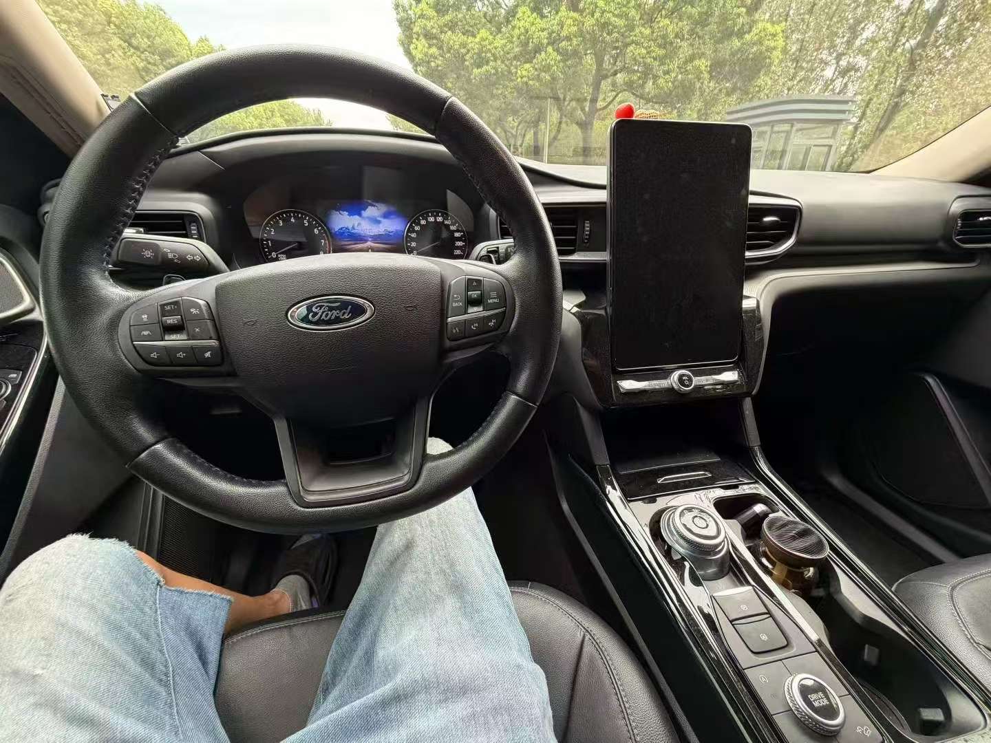 Ford Explorer 2.3T Automatic Sunroof 9