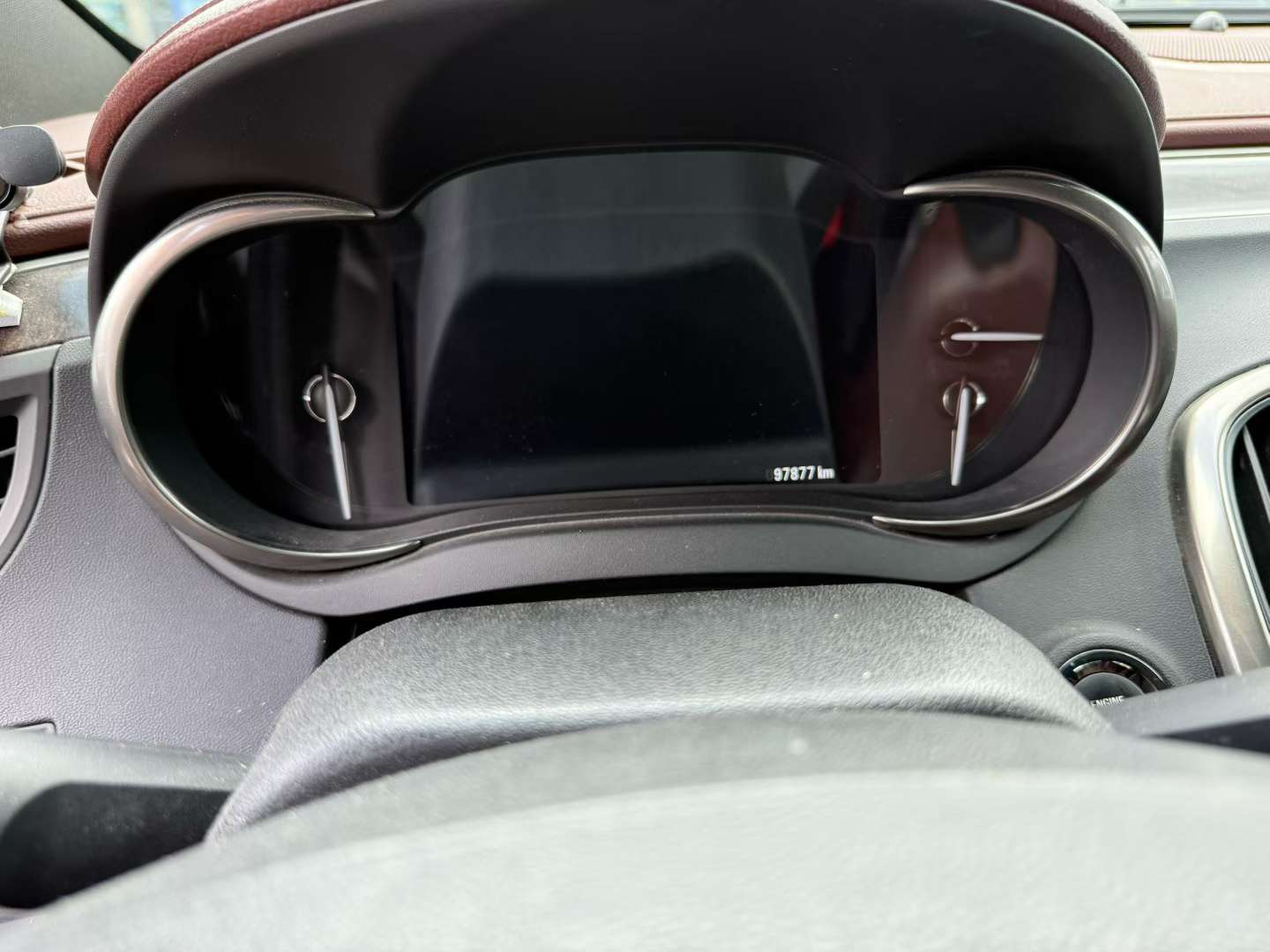 Buick LaCrosse 2.0T High Trim 5