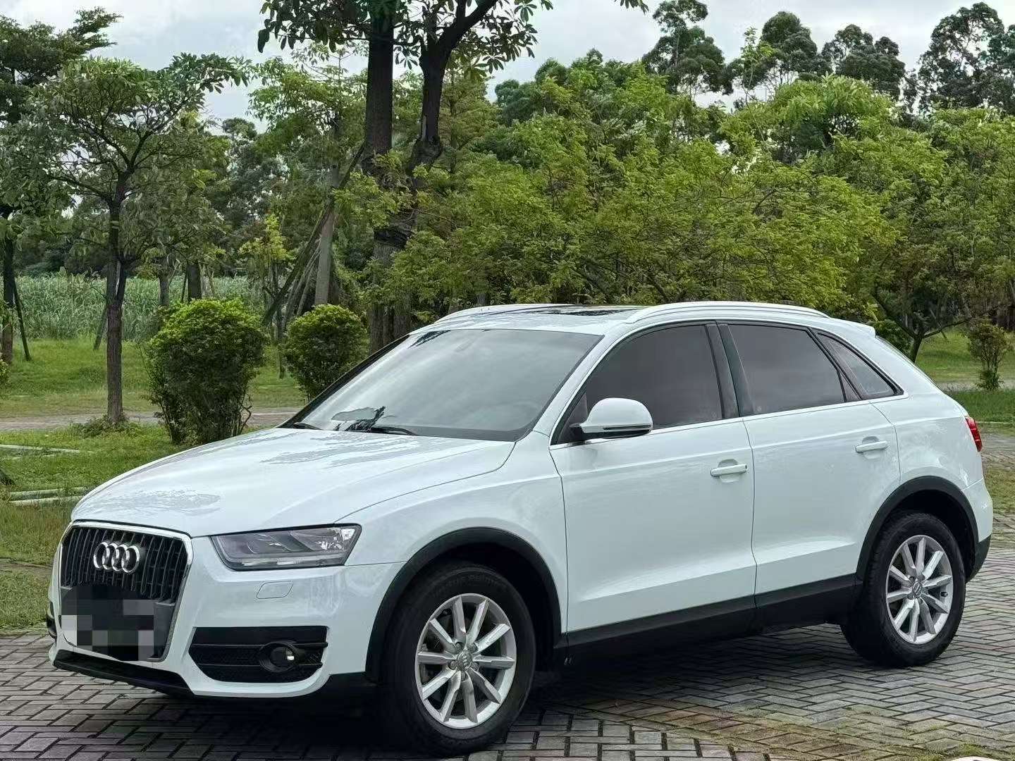 Audi Q3 1.4T Progress Edition 2