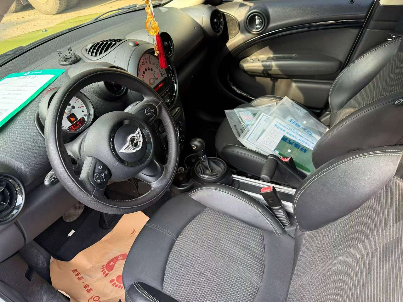 MINI 2013 1.6L Automatic Sunroof 4