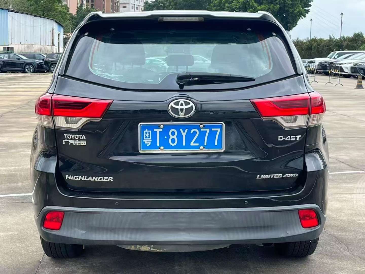 Toyota Highlander 2018 2.0T AWD Supreme 7-Seater 3