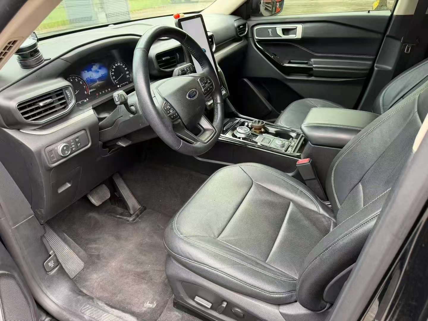Ford Explorer 2.3T Automatic Sunroof 8