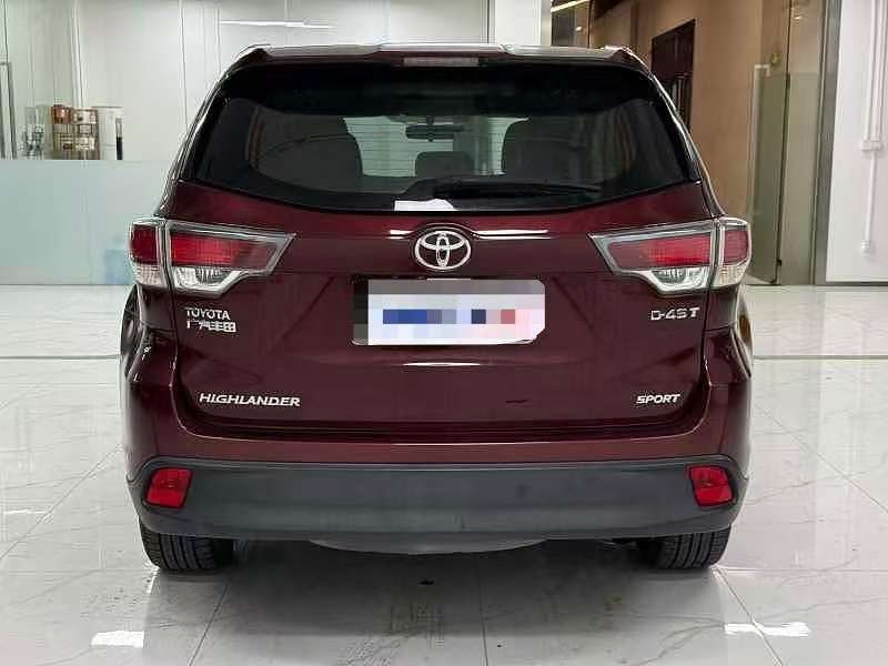 Toyota Highlander 2015 2.0T FWD Luxury 7-Seater 4