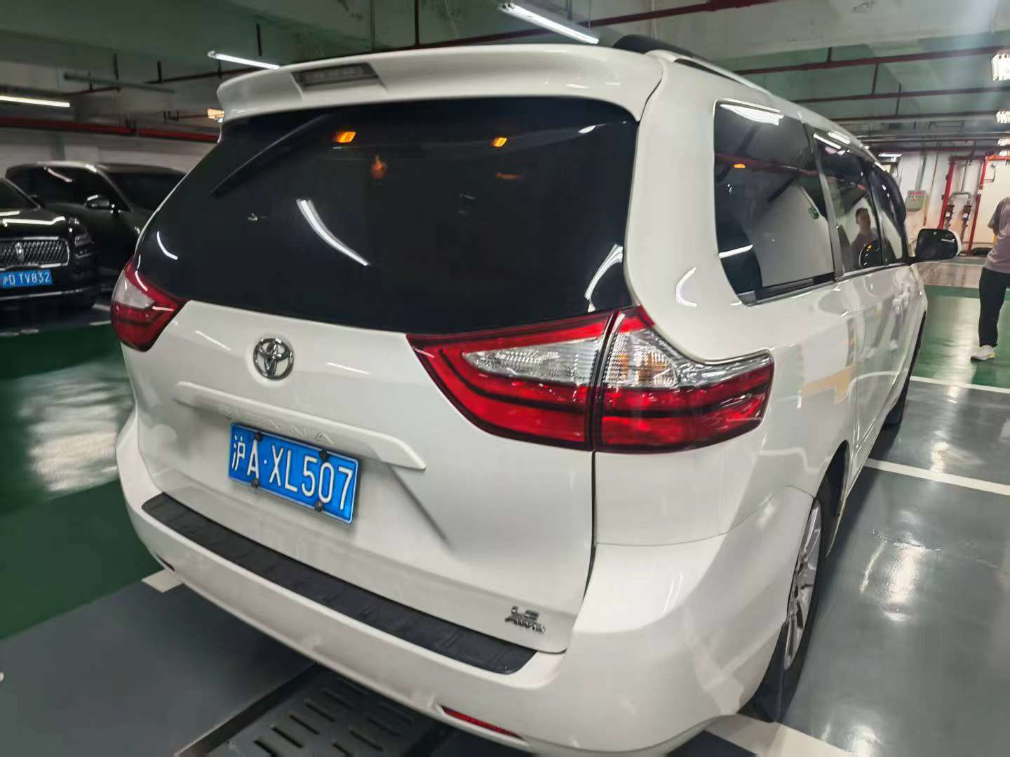 Toyota Sienna 9