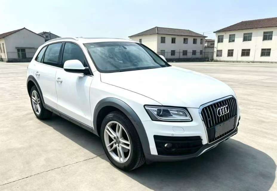 Audi Q5 2.0T 40 Collector's Edition Tech 3