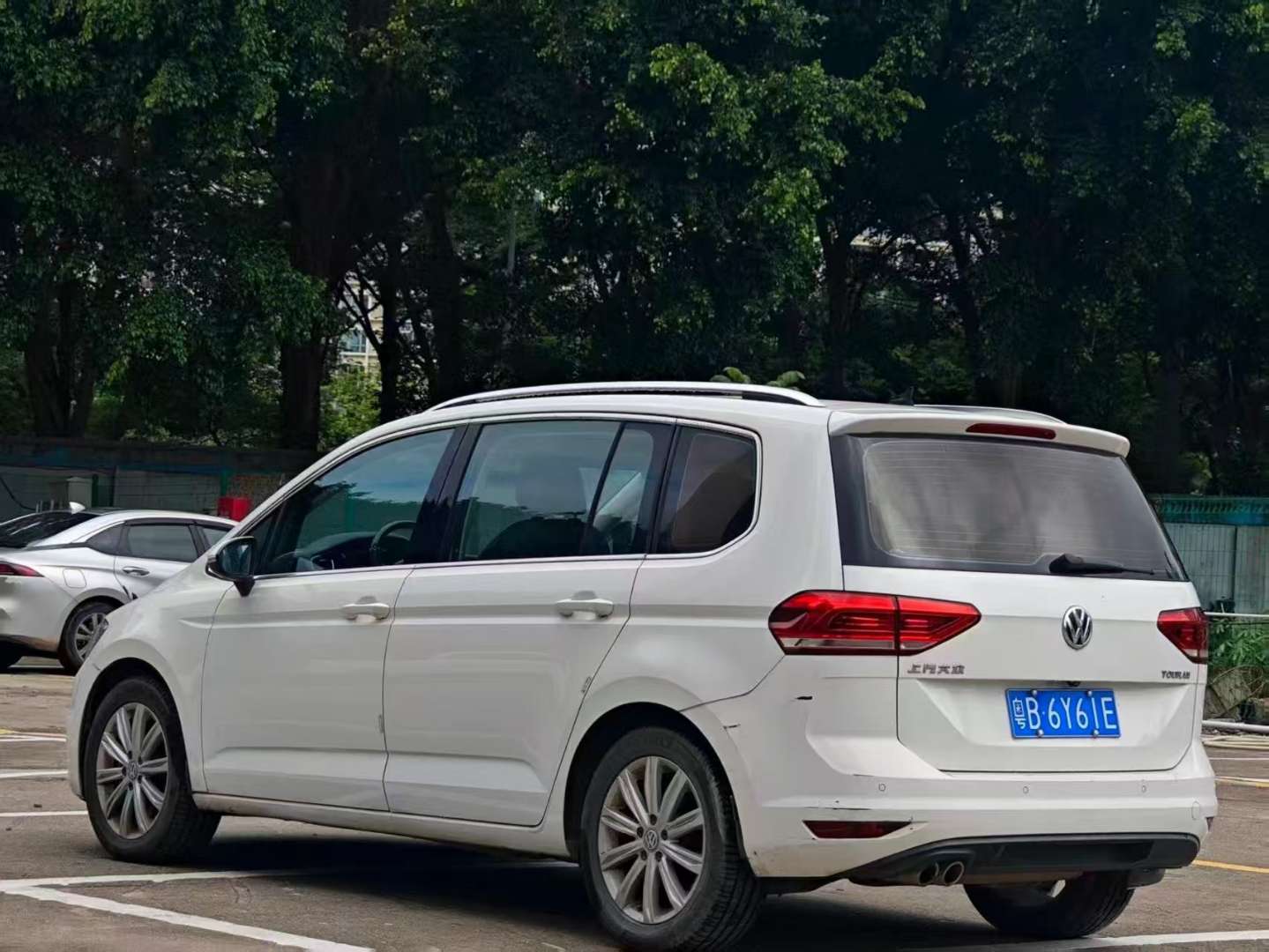 Volkswagen Touran L 2018 1.4T 4