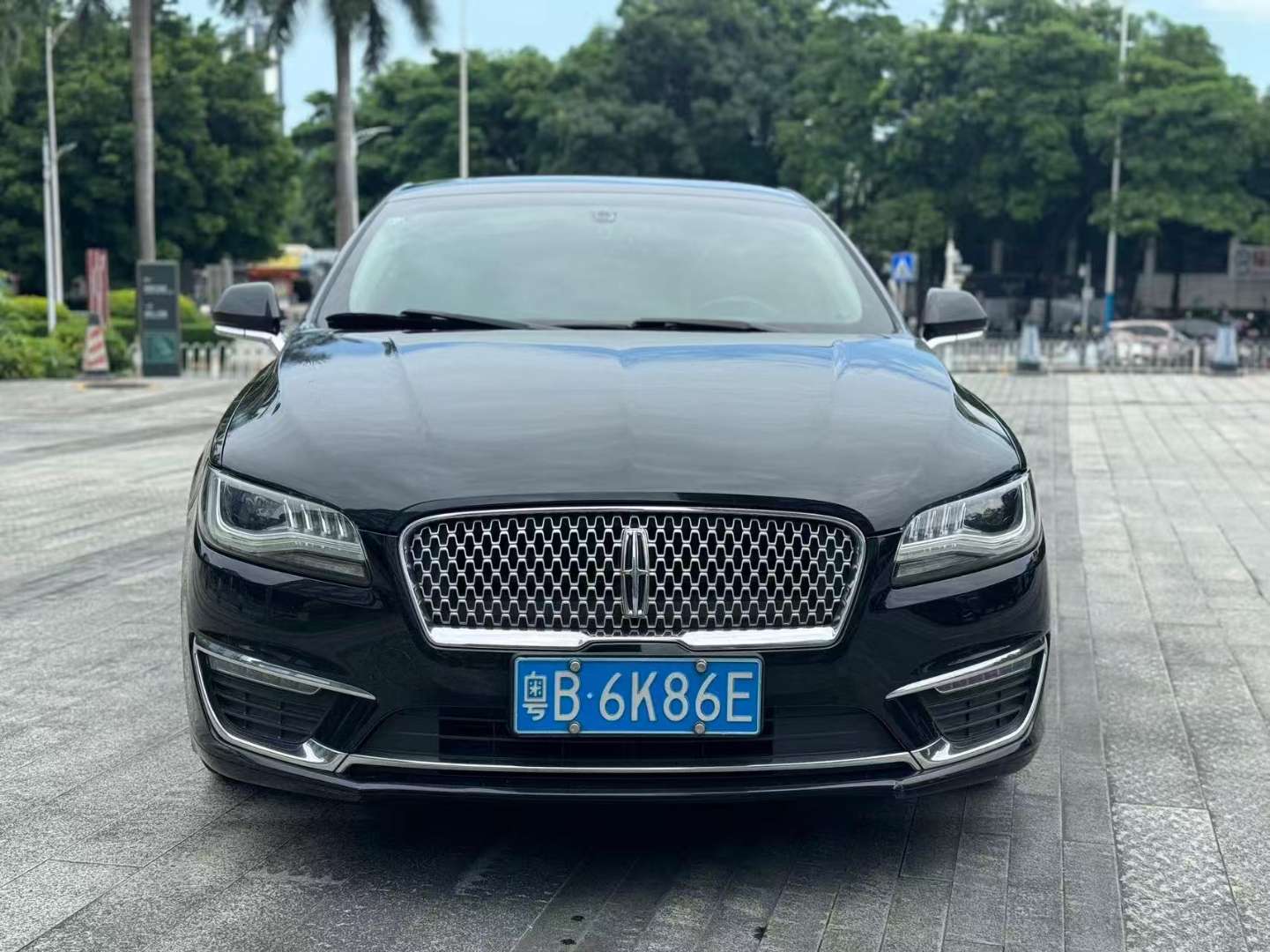 Lincoln MKZ