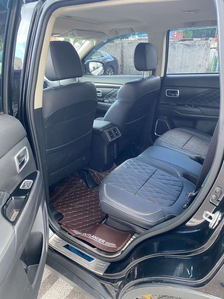 Mitsubishi Outlander 2.4L AWD Automatic 8